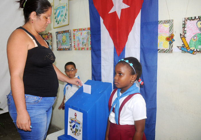 Fotos: Orlando Durán Hernández y Jorge Enrique Jerez Belisario/ Adelante y Yahili Hernández Porto/ Colaboradora Pioneras historias de unas singulares elecciones