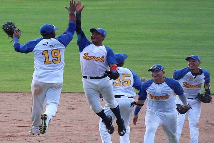 Venezuela derrota a Cuba y se mantiene invicto en Béisbol sub 23 