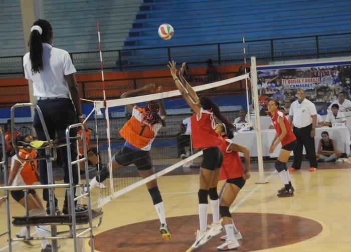 Comenzó el Campeonato Nacional de Voleibol femenino