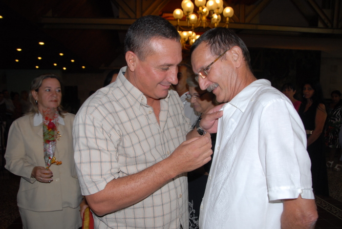 Foto: Otilio Rivero Delgado/Adelante Reconocen en Camagüey a educadores destacados