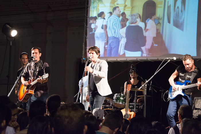 Foto: Leandro Pérez Pérez/Adelante Adrián y Mauricio abrazan a CamagüeyAdrián y Mauricio abrazan a Camagüey