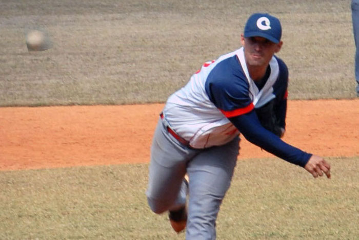 Ramón Robles rubricó una ardua faena para conducir a Camagüey hasta la posición cimera de la clasificación.Foto: Otilio Rivero Delgado/Adelante Serie Provincial: Cambios de reyes... Camagüey al trono
