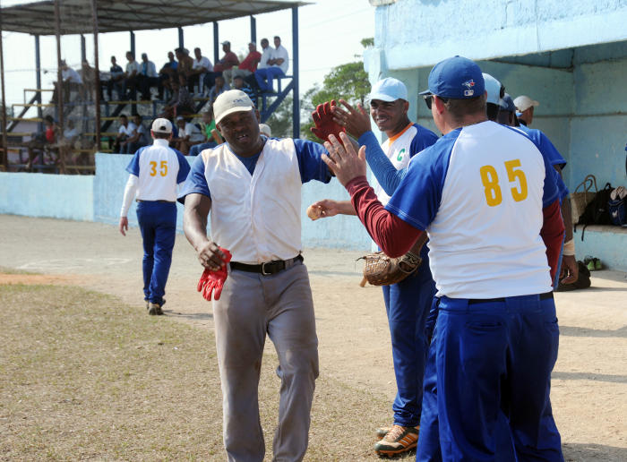 Béisbol camagüeyano: Príncipes o Halcones... e ahí la cuestión
