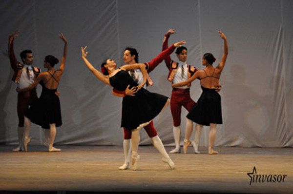Foto:Tomada de invasor.cu Ballet de Camagüey celebra aniversario del Teatro Principal avileño