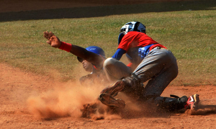 Camagüey y Sierra de Cubitas se han convertido en rivales encarnizados, con la final de la Provincial como su mejor escenario de duelos. Foto: Otilio Rivero Delgado/ Adelante Béisbol camagüeyano: Sábado de definiciones