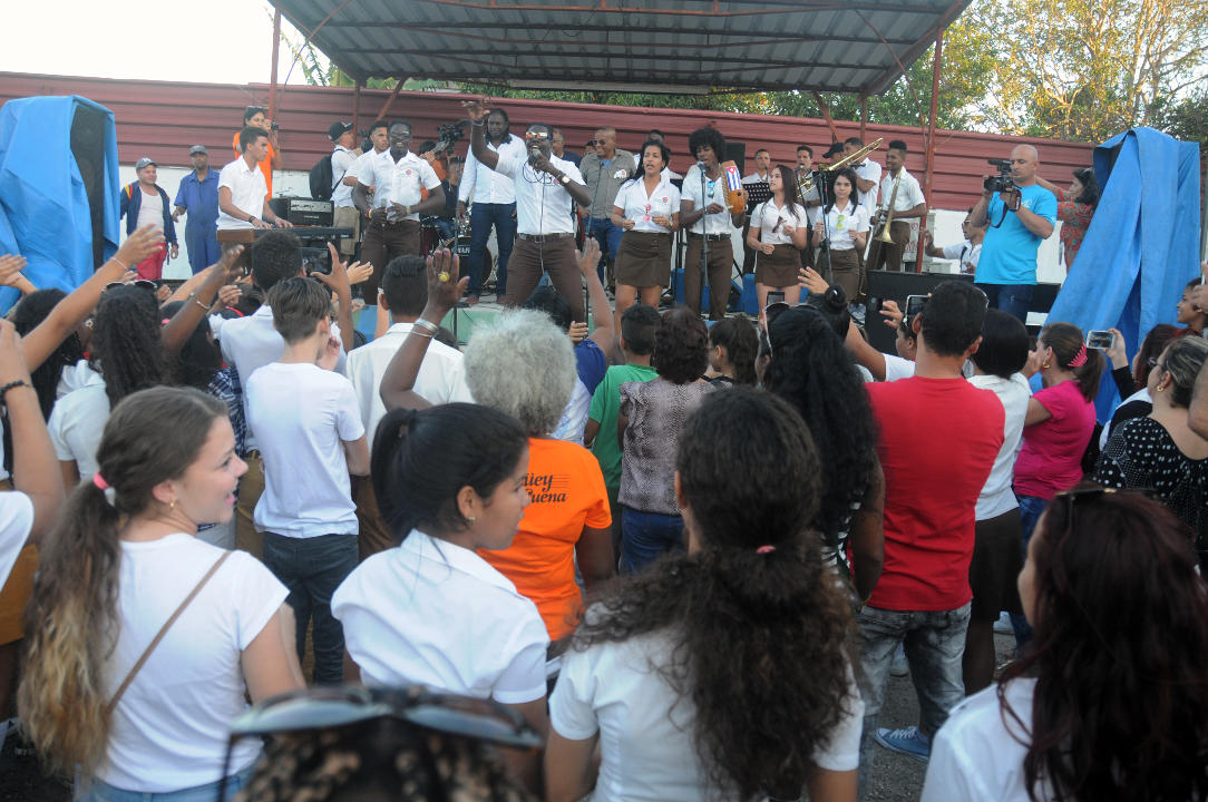 Fotos de Orlando Durán Hernández /Adelante El Caribe suena a lo Timba White