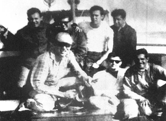 Los expedicionarios navegando hacia Cuba. Fotocopia: Jorge Luis Téllez