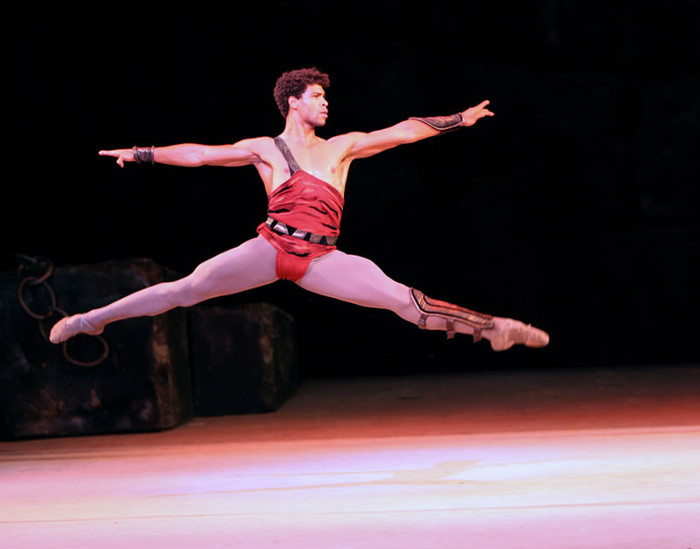 Taken from: carlosacosta.com Acosta Dance Company to Perform on Wednesday in Camaguey