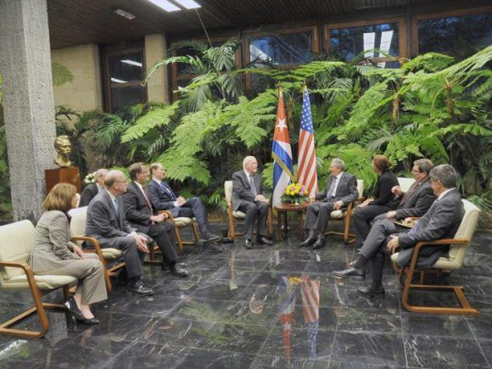 Foto: Tomada de cubadebate.cu Recibió Raúl a delegación del Congreso de Estados Unidos