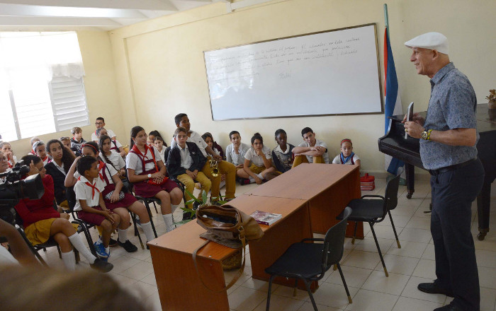 Fotos: Orlando Durán Hernández/ Adelante De feria institución musical de Camagüey