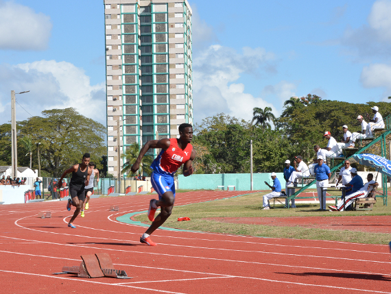 Foto: Leandro Pérez Pérez/Adelante Atletismo cubano se alista para Barranquilla desde Camagüey