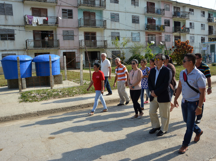 Visita  Masura Watanabe comunidad Patricio Lumumba