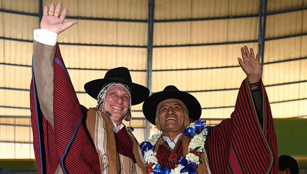Evo Morales and Miguel Díaz-Canel. Photo: Taken from cubadebate.cu World leaders congratulate new Cuban President