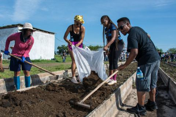 Fotos: Leandro Pérez Pérez/ Adelante “¡Aquí hay tierra!”
