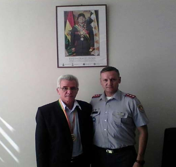 Foto: Tomada de prensa-latina.cu Bolivia otorga medalla a historiador cubano René González