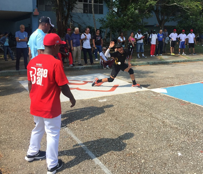 Debut del Béisbol 5 en Camagüey