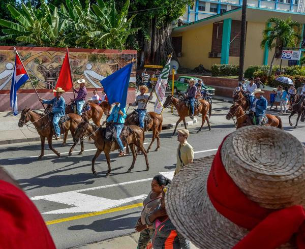 Foto: Yaciel Peña/ ACN Premio Nacional de Décima para escritor camagüeyano