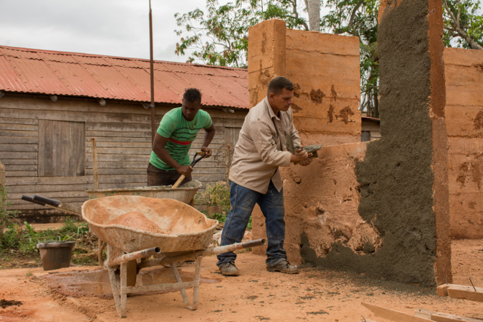 Foto: Leandro Pérez Pérez/ Adelante/ Archivo Con retrasos programa de construcción de viviendas