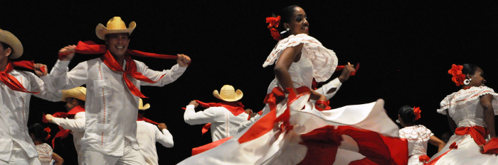 Compañía Folklórica Camagua en gira de verano por Europa