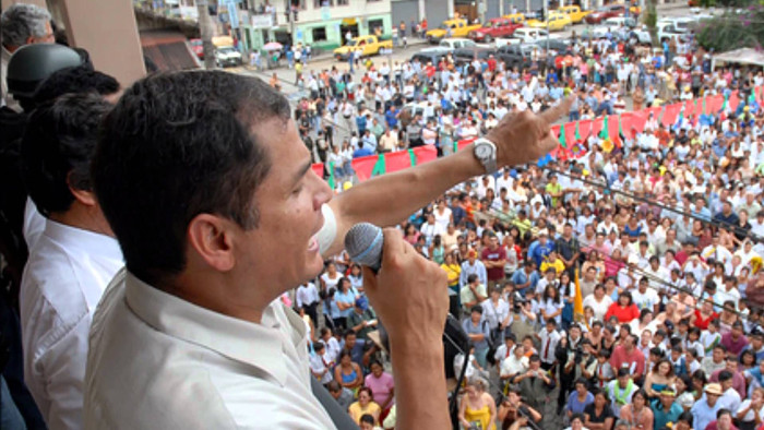 Rafael Correa, otro líder de izquierda al que quieren encarcelar. Foto: Tomada de YouTube El siniestro complot contra Correa