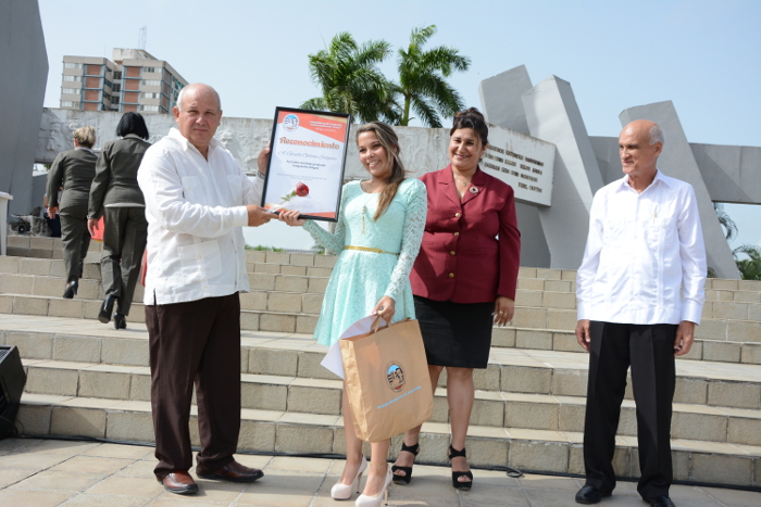 Giselle Gibson Salgado, graduada más integral.