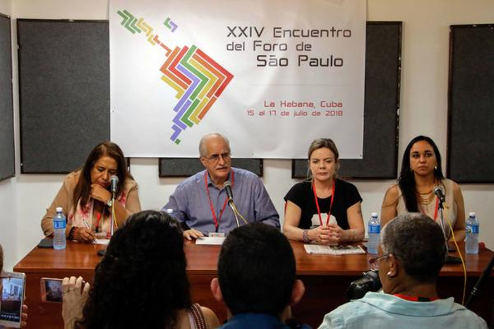 Líderes de Partidos y Movimientos de Izquierda de la Región se pronuncian a de la excarcelación del Luis Ignacio" Lula" Da Silva, en XXIV Encuentro del Foro de Sao Paublo, en el Palacio de Convenciones. Fotos: Abel Padrón Padilla/ ACN Importante la solidaridad para liberar a Lula