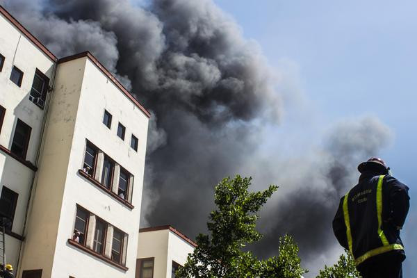 Foto: Ariel Ley Royero/ ACN Sin víctimas fatales incendio en Oncológico de La Habana