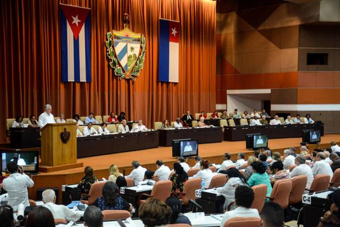 Miguel Díaz-Canel Bermúdez, Presidente de los Consejos de Estado y de Ministros, durante su intervención en la clausura del Primer Período Ordinario de Sesiones de la IX Legislatura de la Asamblea Nacional del Poder Popular. Foto: Abel Padrón Padilla/ ACN Proyecto constitucional fortalecerá la unidad de cubanos