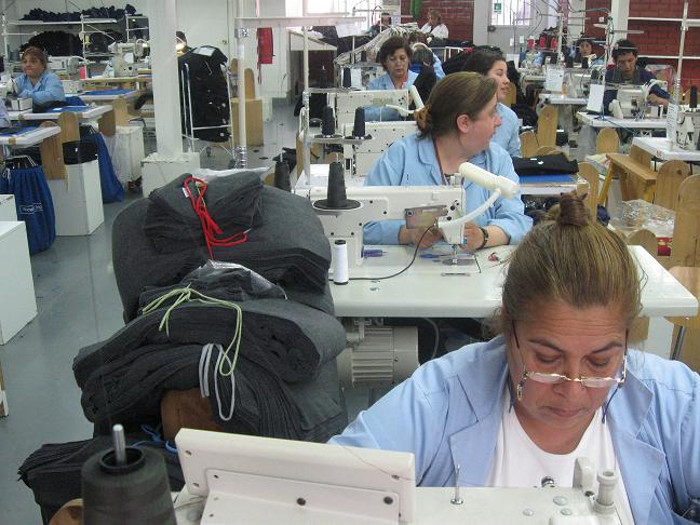Foto: Tomada de www.trabajadores.cu Industria textil camagüeyana busca más productividad y calidad