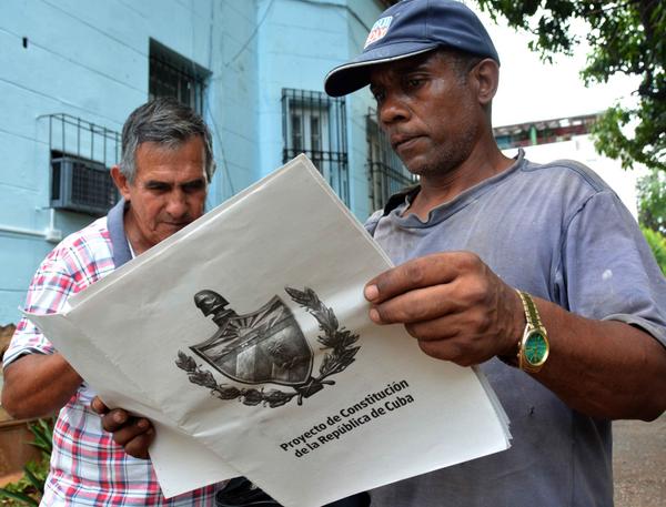 Foto: Modesto Gutiérrez Cabo /ACN  Proyecto de Constitución a consulta popular