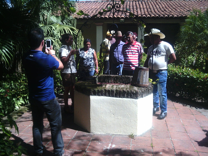 Foto: De la autora Recibe museo Casa Quinta Amalia Simoni a campesinos camagüeyanos
