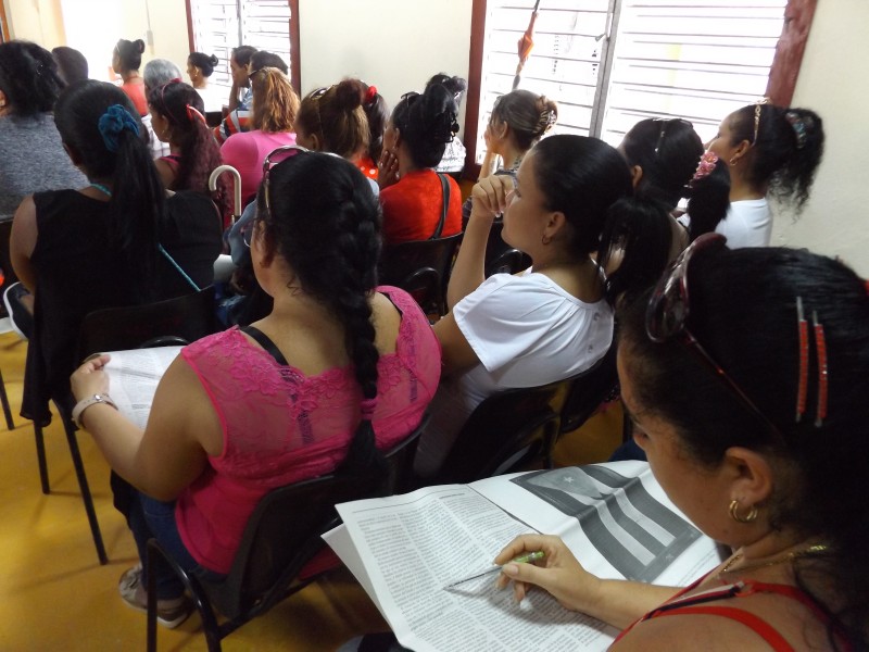 Foto: Tomada de radiosantacruz.icrt.cu Camagüeyanos protagonizan proceso de reforma constitucional