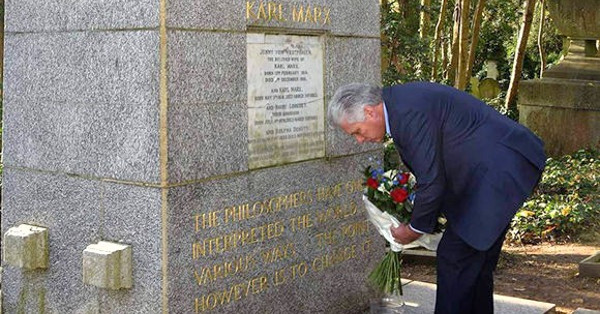 Rindió tributo Miguel Díaz-Canel a Karl Marx en Londres