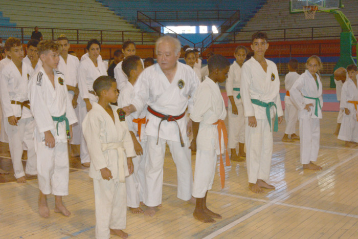 Fotos: Félix Anazco Ramos/ Adelante Leyenda de las artes marciales nos tiende la mano