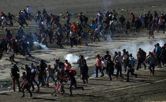 Trump mantiene rechazo a migrantes en frontera Estados Unidos