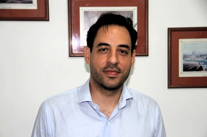 “Bolsonaro fue muy desacertado, en el sentido de que si ya eres el presidente y el médico está en la comunidad, te conviene que siga laborando allí", declaró el facultativo brasileño Daniel Sabino, graduado en Cuba en 2010. Foto: Tomada de prensa-latina.cu Nunca esperó Bolsonaro respuesta cubana tan contundente