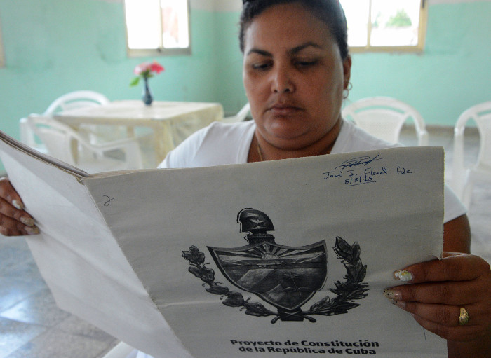 Foto: Otilio Rivero Delgado/ Adelante Opinan trabajadores por cuenta propia sobre el Proyecto de Constitución