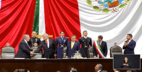 Foto: Tomada de radiohc.cu López Obrador asumió la presidencia de México