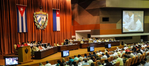 Economía y reforma constitucional prioridades en parlamento cubano