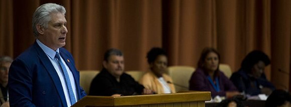 Para mayor bienestar del pueblo: Trabajar sin descanso