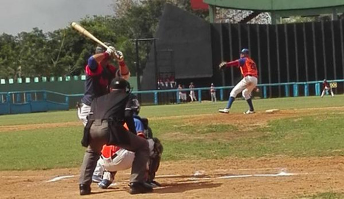 Foto: Elsa Ramos/escambray.cu Fin de semana de contrastes en el béisbol Sub-23