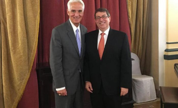 Foto: Tomada de granma.cu Canciller Bruno Rodríguez recibe a congresista estadounidense