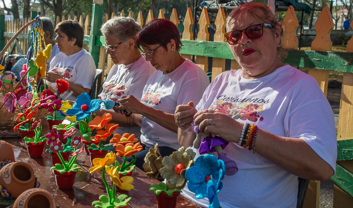 En la Casa de Muñecas los españoles anunciaron una donación que contribuirá al sostenimiento de aquel mágico lugar. Foto: Leandro Pérez Pérez/Adelante/Archivo Españoles amigos de Cuba visitaron Camagüey