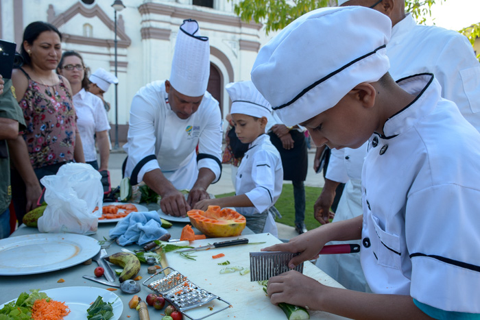 Fotos: Alejandro Rodríguez Leyva/Adelante Concluyen cursos de cocina para niños