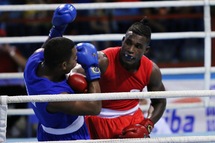 En el grupo de los 10 deportistas con mayor destaque se encuentra el boxeador camagüeyano Julio César La Cruz. Foto: Mónica Ramírez / jit.cu Premian los mejores atletas de Cuba