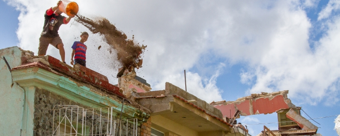 Bonifica el Estado materiales de construcción para damnificados del tornado en La Habana