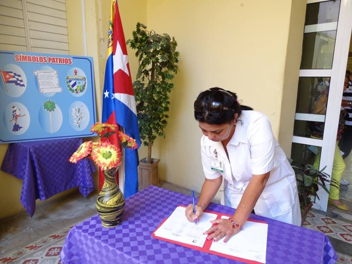 Foto: Jorge Hernández Madruga, Comunicador de Salud Pública Provincial Trabajadores de la Salud apoyan al Gobierno Constitucional de Venezuela