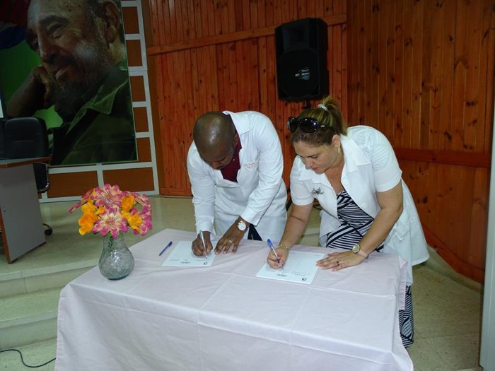 Foto: Jorge Hernández Madruga, Comunicador de Salud Pública Provincial Las batas blancas del “Manuel Ascunce” a favor del Gobierno de Venezuela