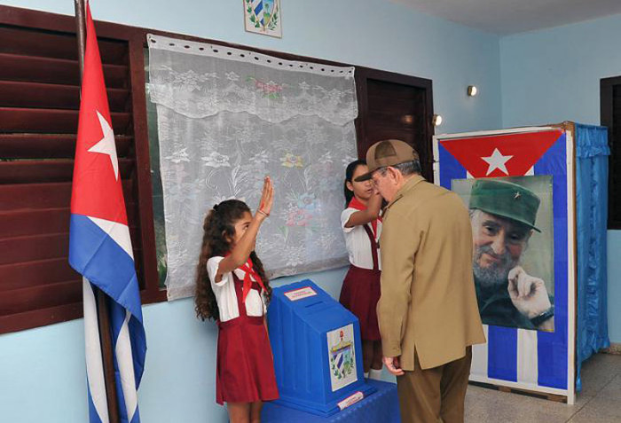 Foto: Archivo Raúl Castro ejerció su derecho al voto