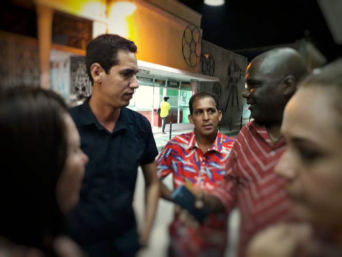 Fotos: Cortesía de Alberto Santos Estrenan documental sobre Maravilla de Florida